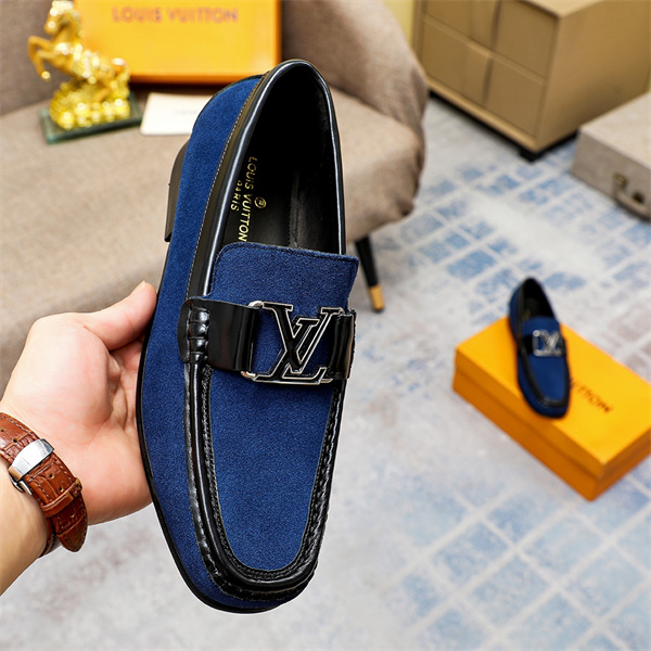 Lv Loafer 011