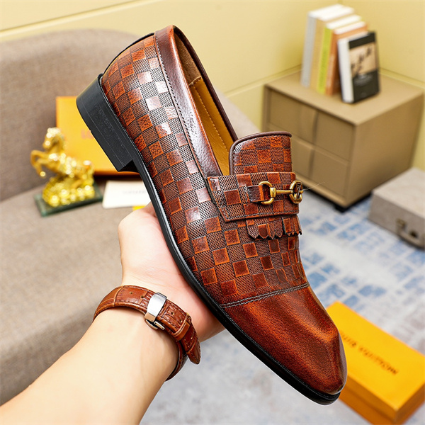 Lv Loafer 031