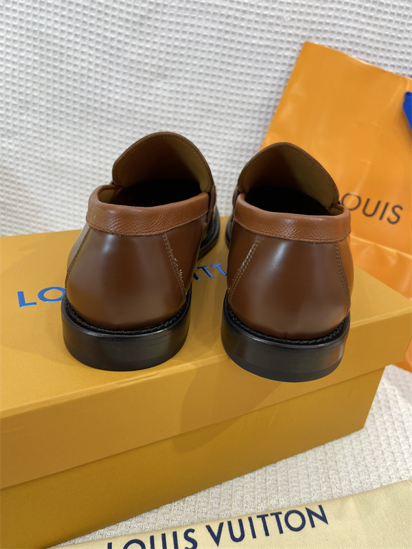 Lv Loafer 052