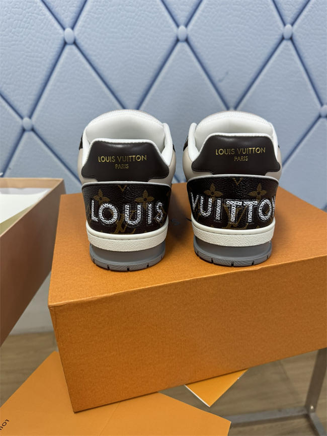 Lv Trainer Sneaker