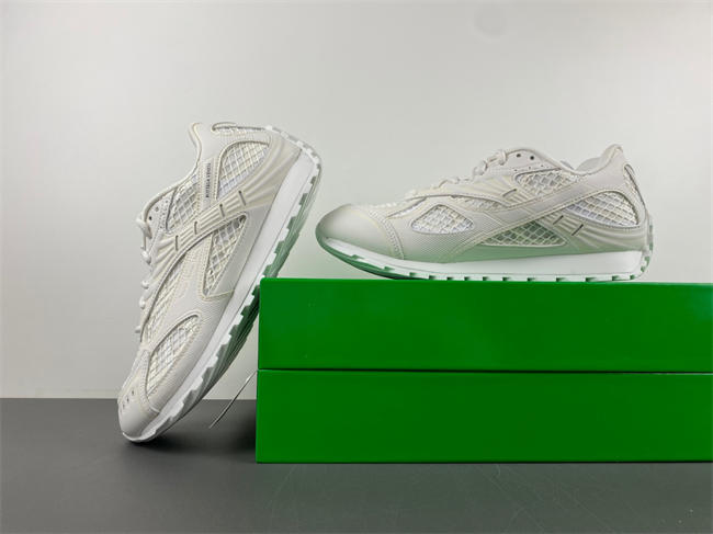 bo*te*ga Ve*ne*ta orbit surf 741357 v2x40 9013