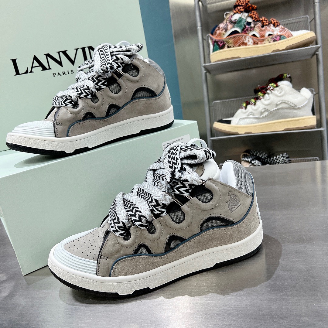 Lanvon Curb Sneaker 22