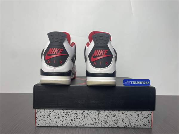 Jordan 4 Retro Fire Red DC7770-160