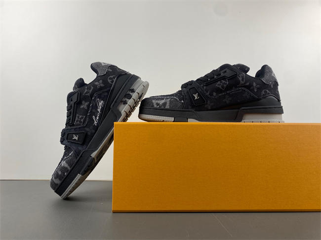 l**is V*t*n lv trainer 28488