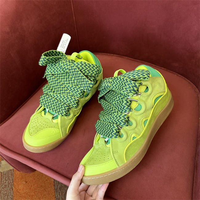 Lanvon Curb Sneaker 28