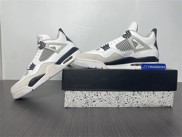 Jordan 4 Retro Military Black DH6927-111