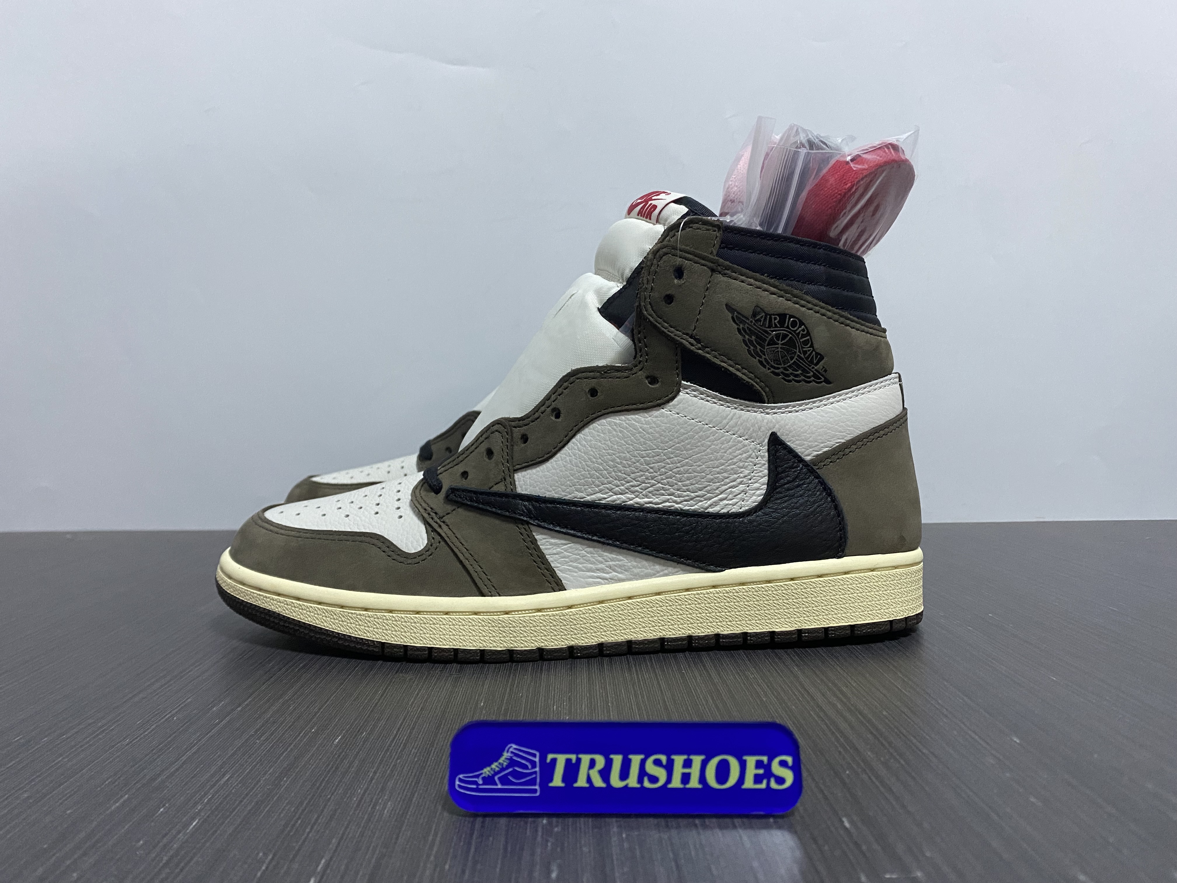 Jordan 1 Retro High OG SPTravis Scott Mocha CD4487-100