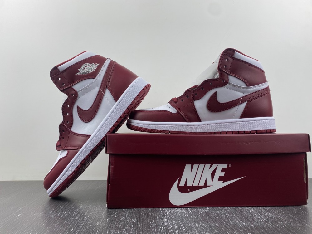 Air Jordan 1 High OG “Team Red”DZ5485-160