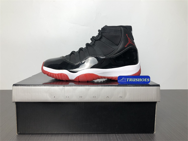 Jordan 11 Retro Playoffs Bred 378038-061.