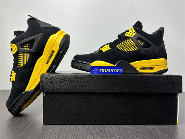 Jordan 4 Retro Thunder 308497-017