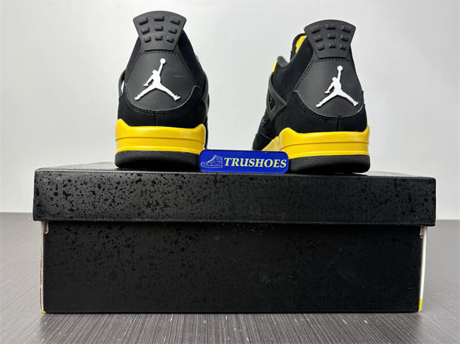 Jordan 4 Retro Thunder 308497-017