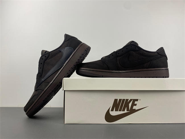 Travis Sco tt x Air Jordan 1 Low OG DM7866-202