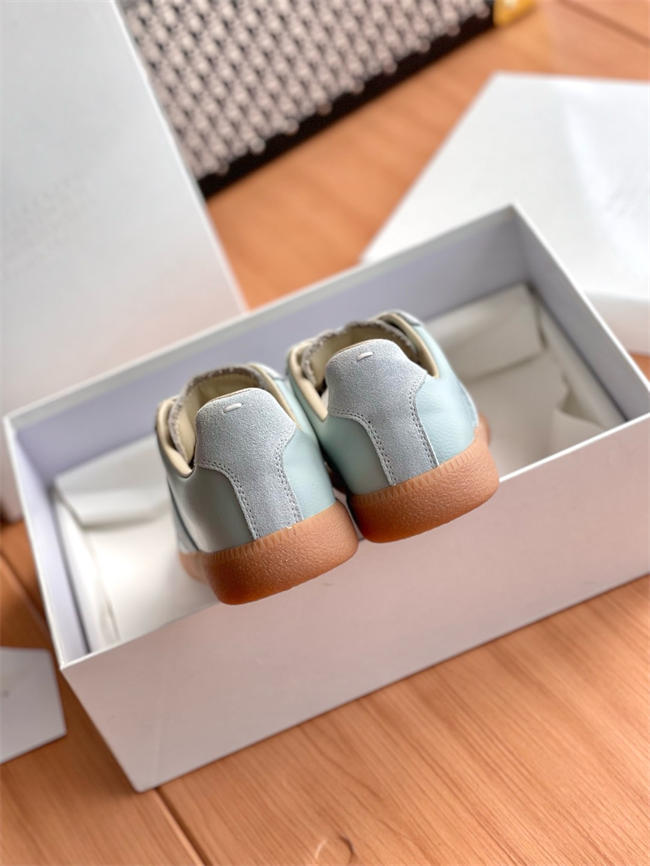 ma*s*n Ma*i*la sneaker