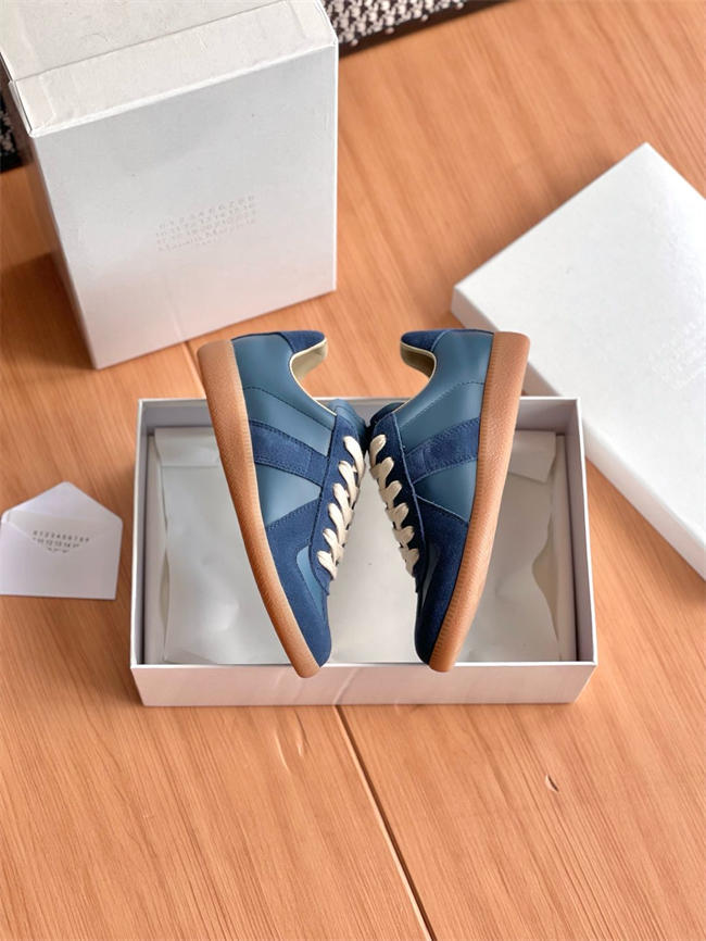 ma*s*n Ma*i*la sneaker