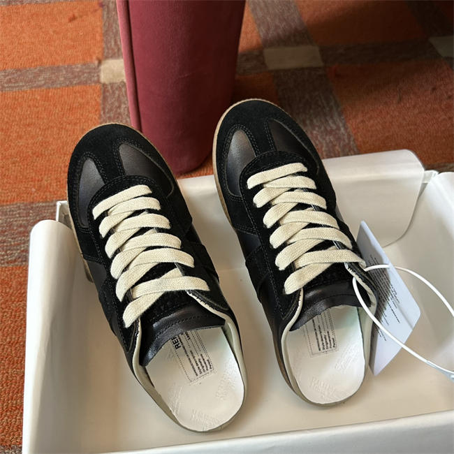 ma*s*n Ma*i*la sneaker