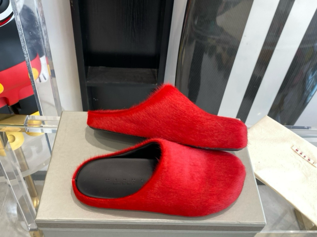 Marni Slipper