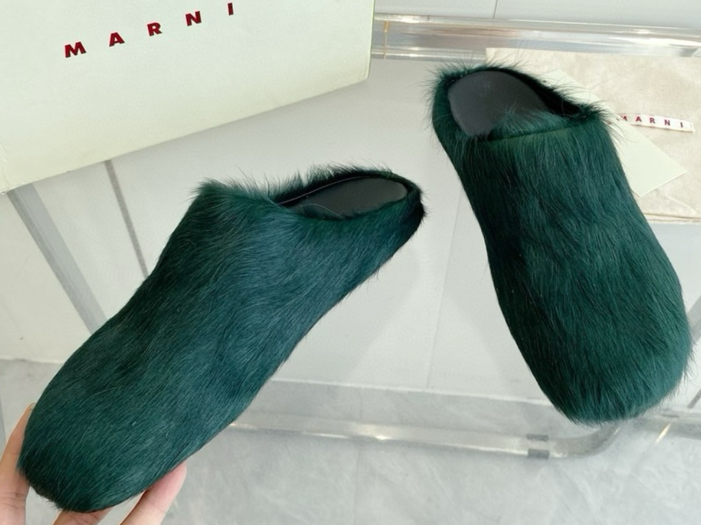 Marni Slipper