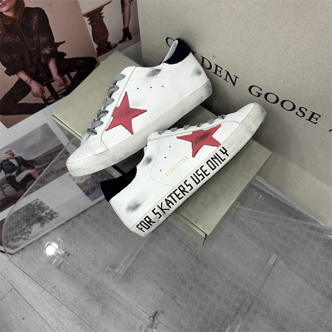 Golden Goose Sneaker