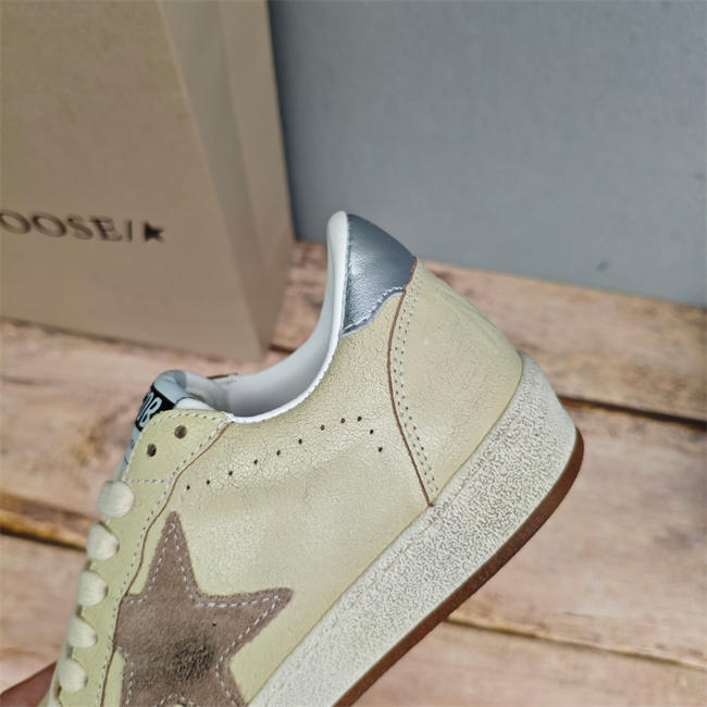 Golden Goose Sneaker