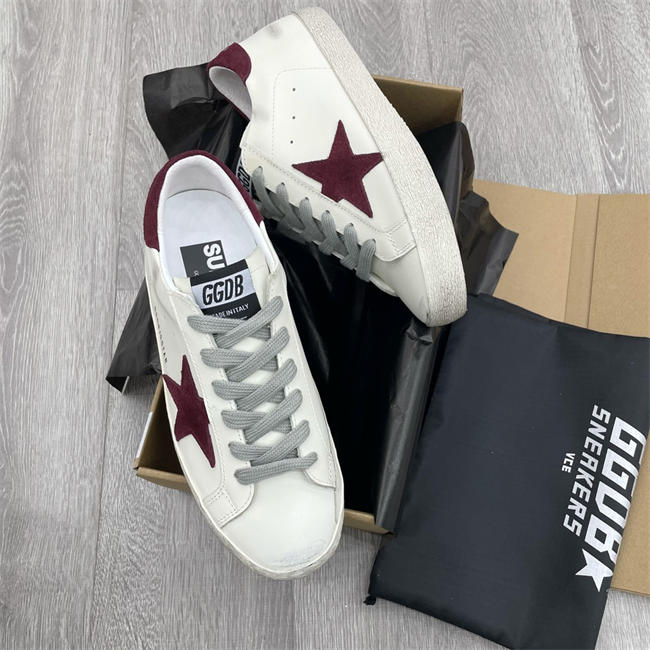 Golden Goose Sneaker