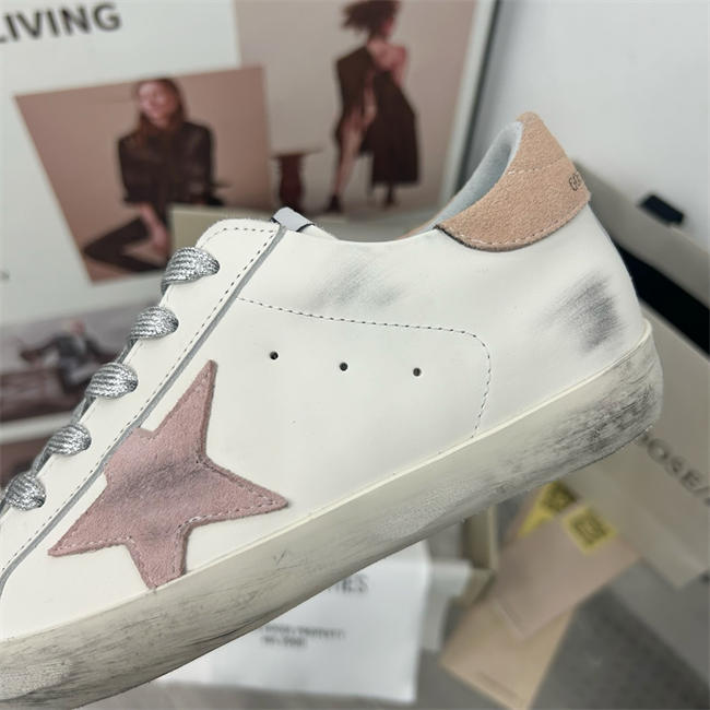 Golden Goose Sneaker