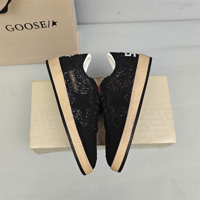 Golden Goose Sneaker